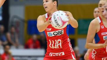 Paige Hadley was inspirational as the Swifts beat the gallant Firebirds in extra time. (Jono Searle/AAP PHOTOS)