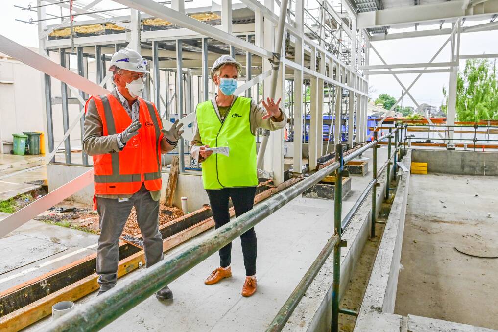 Bendigo Health chief executive Peter Faulkner and Bendigo West MP Maree Edwards checking out the Clinical Services Campus progress. Picture by Brendan McCarthy