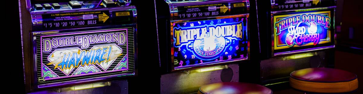 Bendigo residents have lost more than $59 million to Electronic Gaming Machines in 2022/23. File picture.