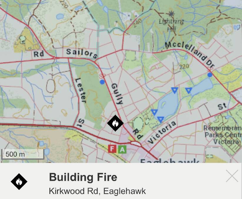 Location of Sunday night's fire, which the CFA issued a warning about just before12.45 am.