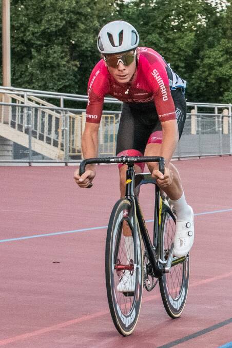 Australian Gravel champion Connor Sens ruled the A-grade scratch race and motor pace in his comeback to the track. Picture by Richard Bailey
