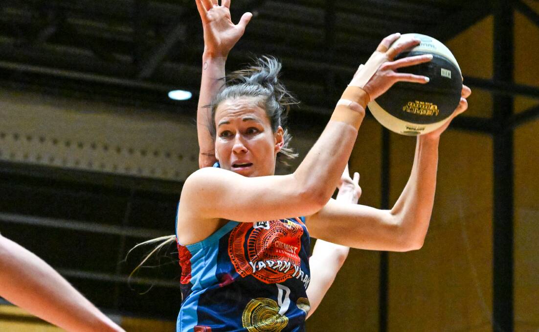 Alicia Froling had 18 points and 11 rebounds for the Spirit against Perth on Friday night. Picture by Darren Howe