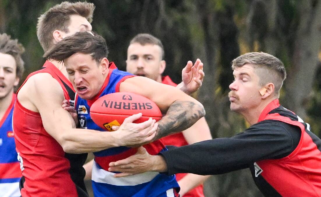 Saturday's clash between North Bendigo and White Hills is looming as a HDFNL qualifying final preview. Picture by Darren Howe