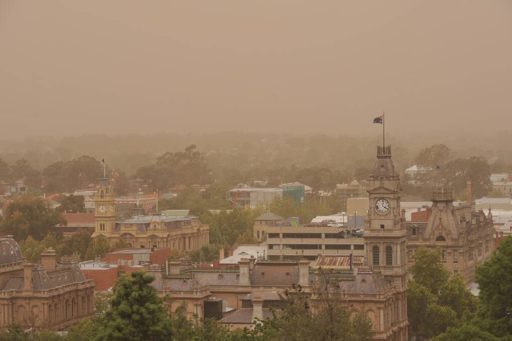 A dust storm blankets Bendigo in 2008, during the Millennium Drought. Picture by Brendan McCarthy
