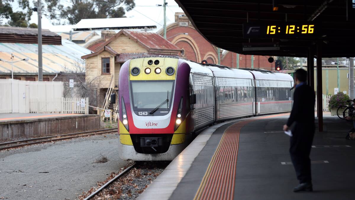 Seats and space an issue for commuters travelling to Bendigo