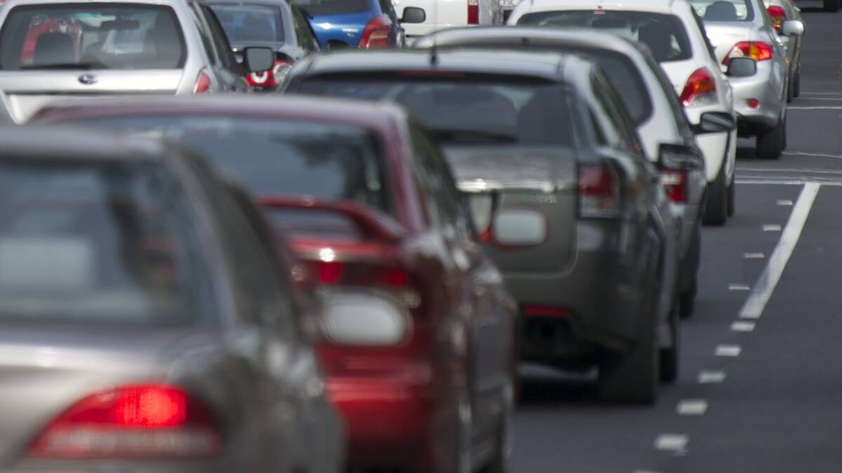 Lane changing to blame for freeway crashes