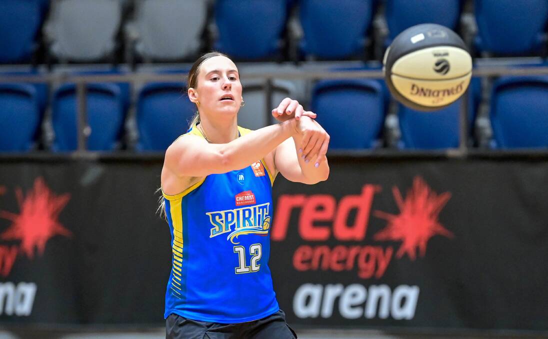 Mehryn Kraker welcomes the challenge of playing in the WNBL with the Bendigo Spirit. Picture by Brendan McCarthy