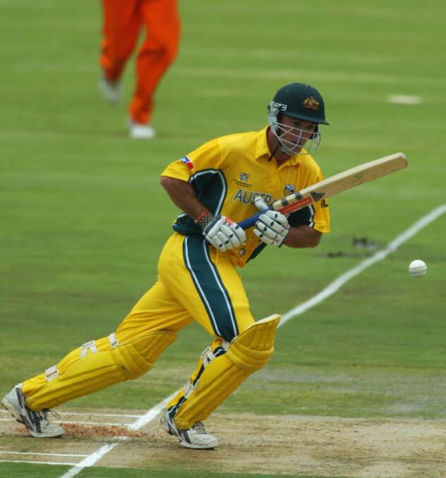 CLASS: Jimmy Maher bats during the 2003 World Cup.